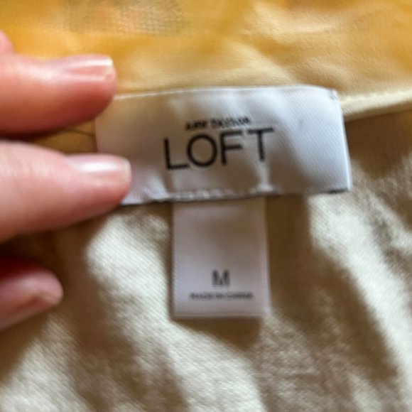 Loft 3/4 Sleeve Cream Cardigan with Flower Detail - Medium - Picture 4 of 4